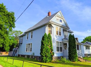 602 N Dewey St, Eau Claire, WI 54703