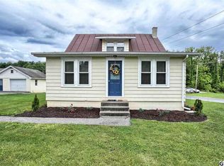 7565 Carlisle Rd, Wellsville, PA 17365