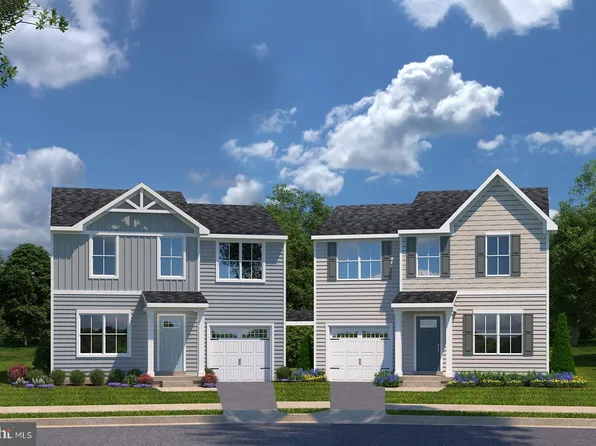 708 Raeann Dr, Greencastle, PA 17225