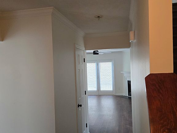 3rd image of 515 Harbor Lake Ct #1