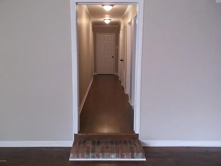 226 Monterey St — Photo 6
