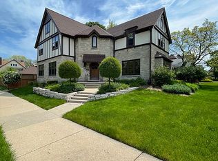 2878 N Sherman Blvd, Milwaukee, WI 53210