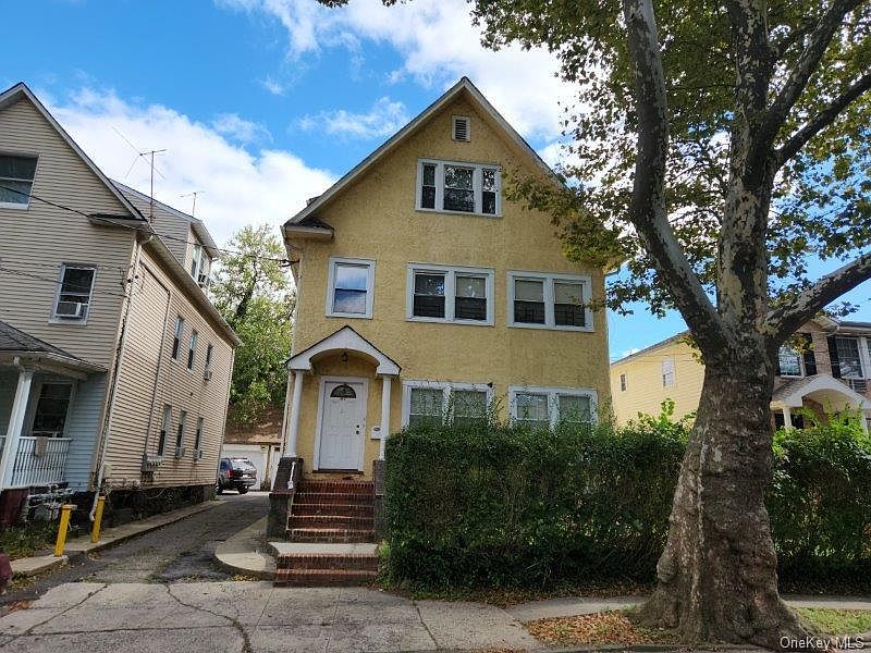 1st image of 525 S 11th Avenue