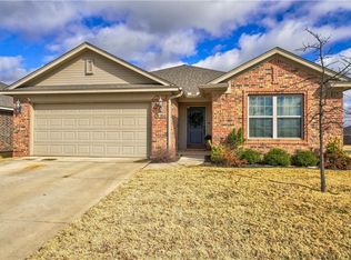 18900 Visto Dr, Edmond, OK 73012