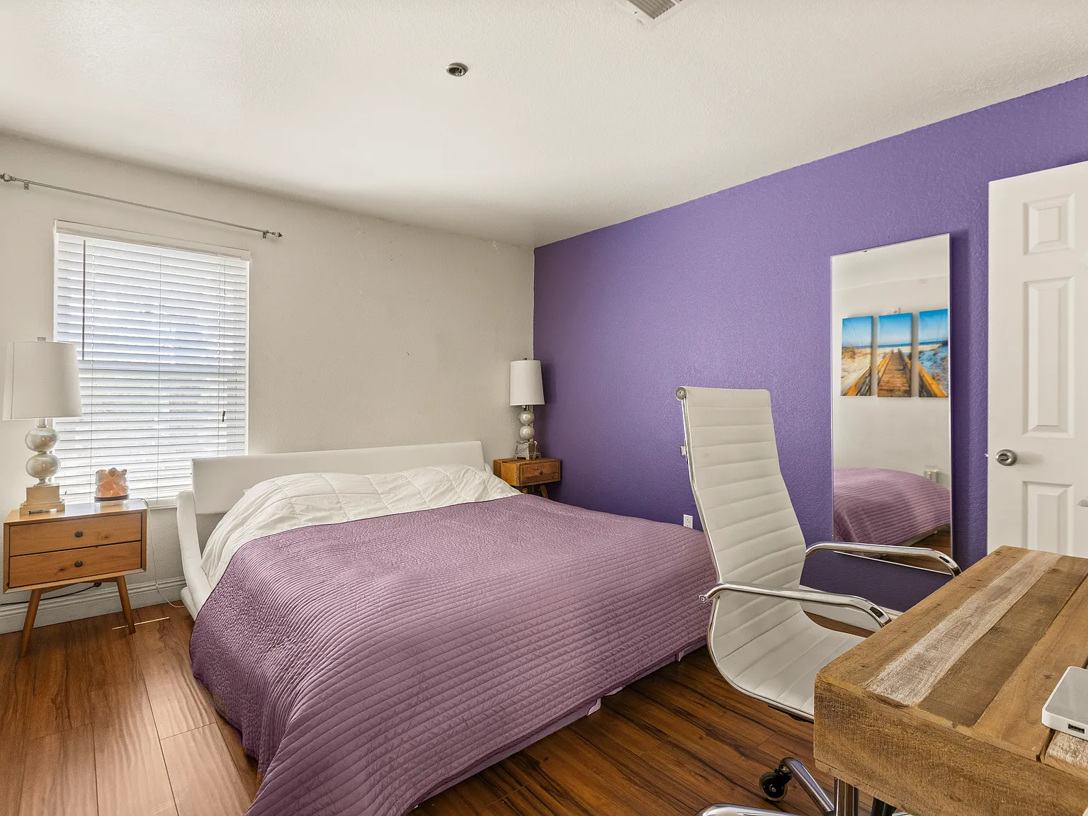 2 bed, 1000 sqft, $2,500 — Photo 4