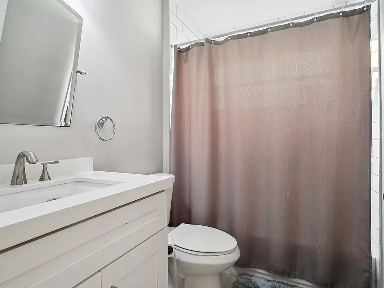 13823 Callington Dr — Photo 20