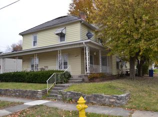 33 Cheshire St, Delaware, OH 43015