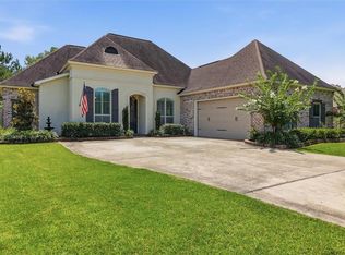 1013 Cypress Crossing Dr, Madisonville, LA 70447
