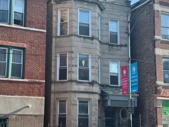 3019 W Cermak Rd, Chicago, IL 60623