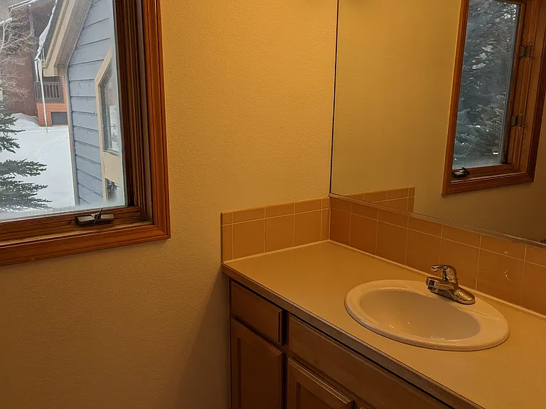 430 Belford St #C — Photo 16