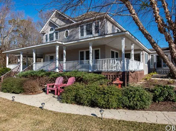 105 Waterside Dr, Harbinger, NC 27941
