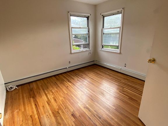 5th image of 9017 149th Ave