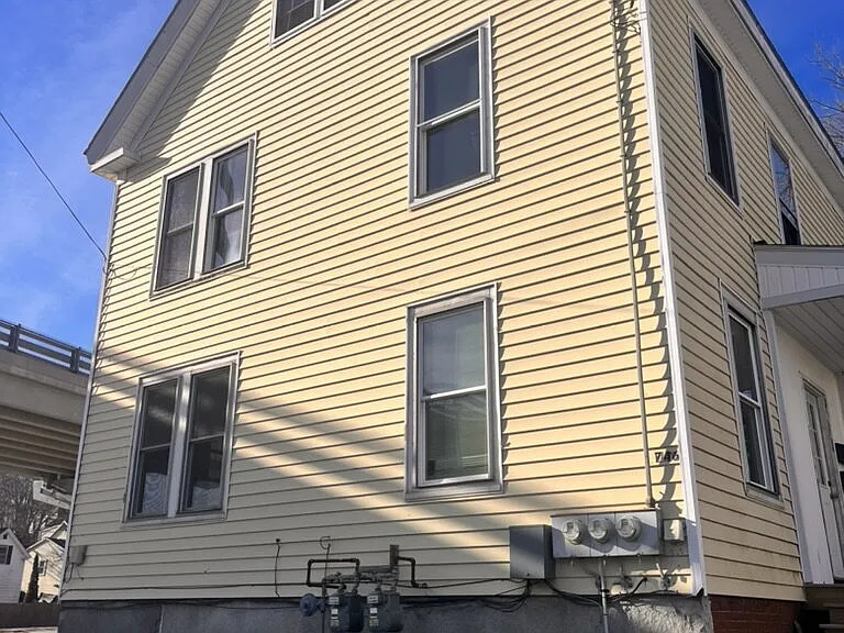 746 Middle St #1 — Photo 1