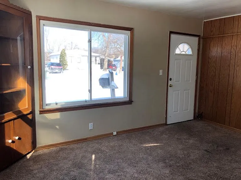 723 Hartman Ave — Photo 5