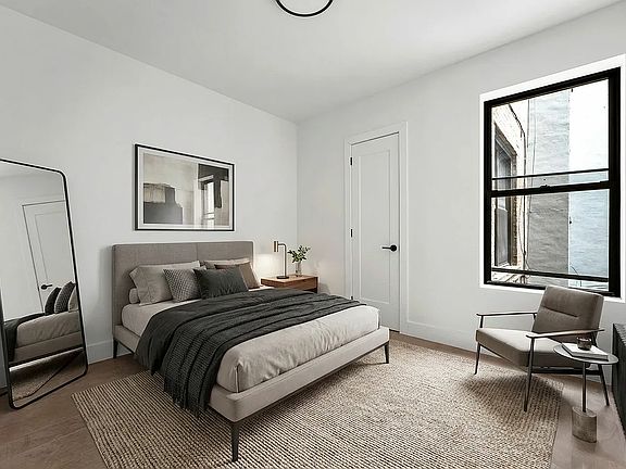 3rd image of 509 12th St Unit 1R