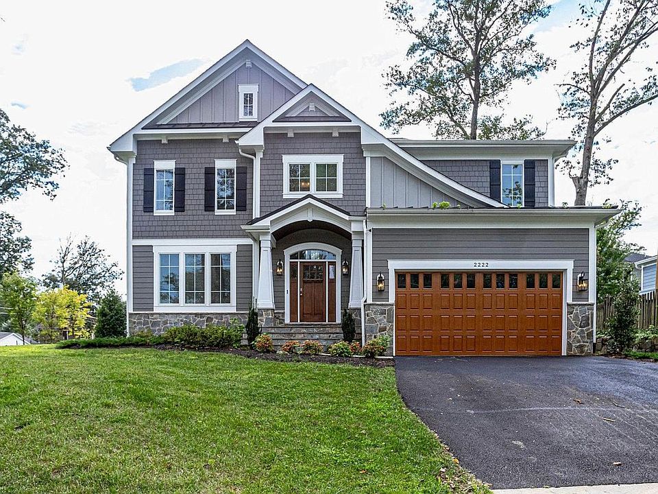 1st image of 2222 Tulip Dr