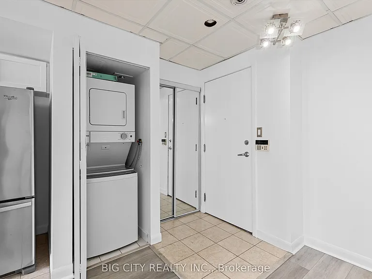 313 Richmond St E #556 — Photo 25