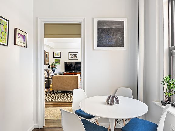 4th image of 317 W 87th St APT 6E