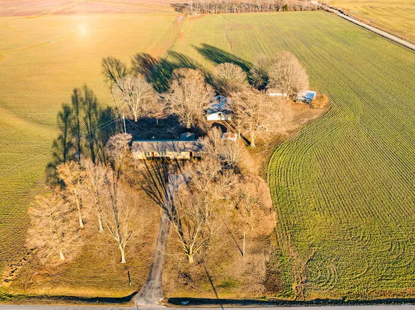 1734A Riddick Rd, Friendship, TN 38034