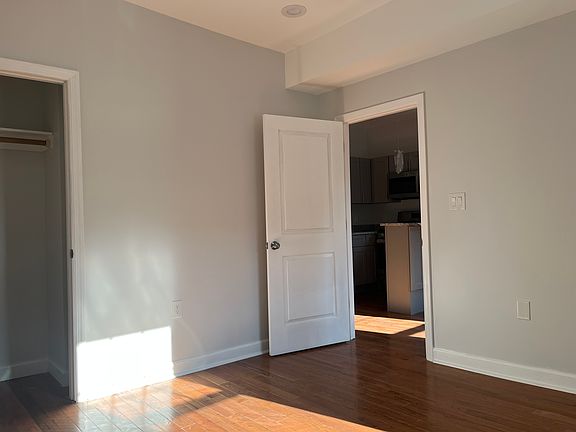 5th image of 4 Clifford St #2L