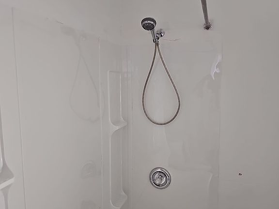 3rd image of 820 Maryland Ave #1C