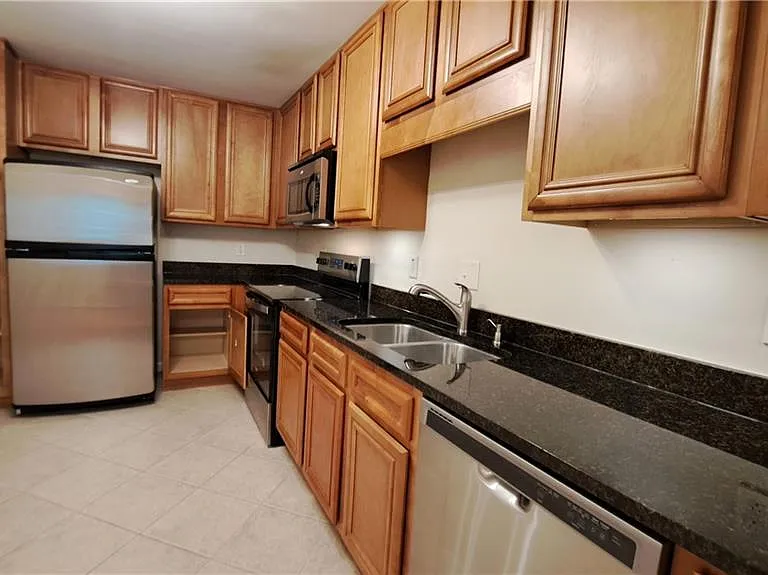 1468 Briarwood Rd #304 — Photo 13