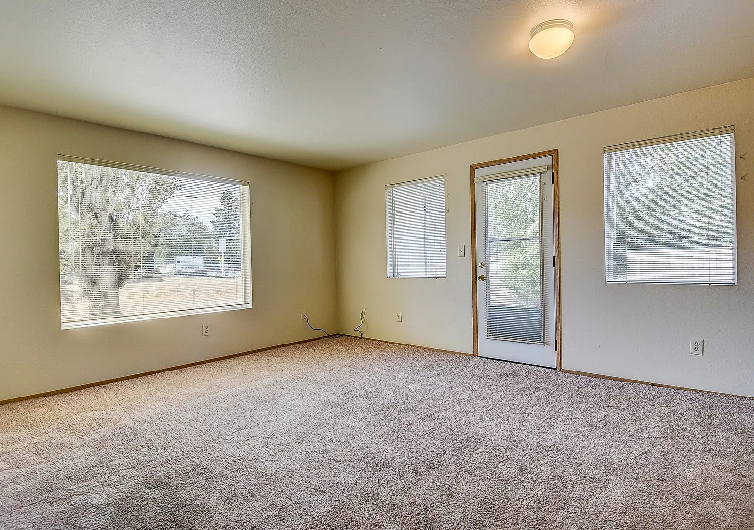 1154-340 SE Midway Blvd — Photo 4