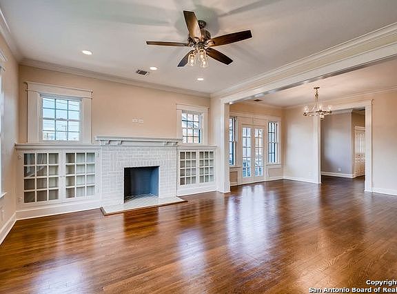 3rd image of 347 Wilkens Ave