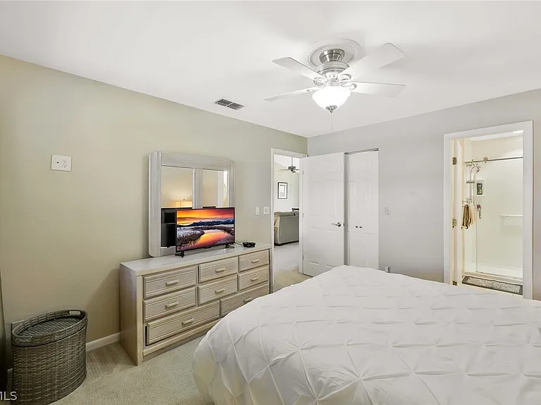 8445 Charter Club Cir #11 — Photo 18