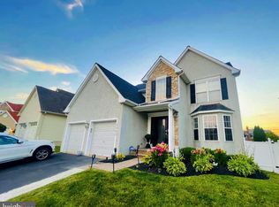 7902 Lawndale Ave, Philadelphia, PA 19111