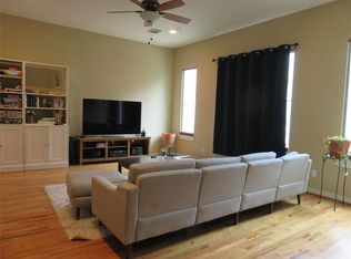 4338 Center St #43, Houston, TX 77007