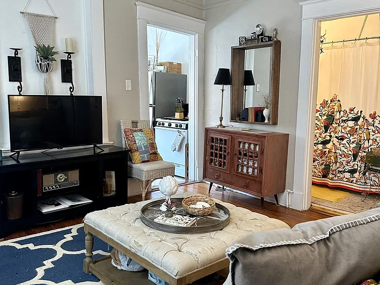 512 Ridgeway Dr #3 — Photo 2