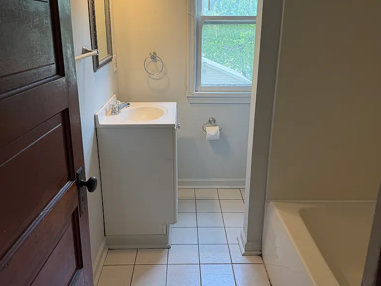 722 Wheeler Ave — Photo 5
