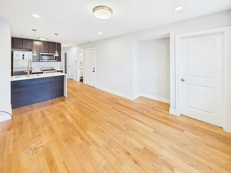 2819 W 25th St #2 — Photo 4