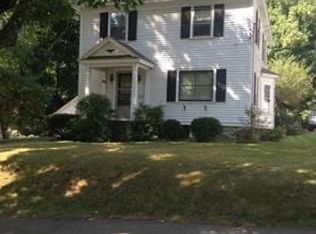 26 Victoria Ave, Worcester, MA 01607