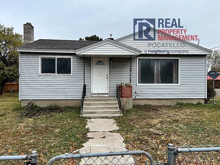 1154 W Eldredge Rd — Photo 1