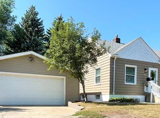 3533 Quail Ave N, Crystal, MN 55422