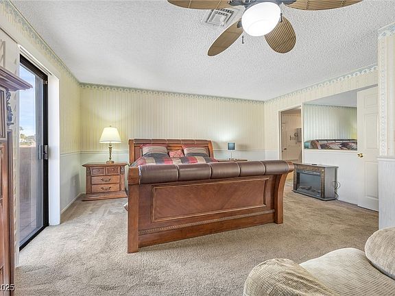 5th image of 5145 Tennis Ct E