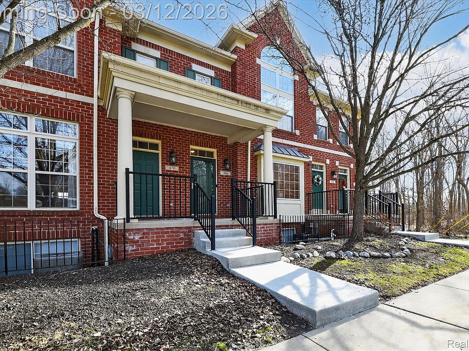 1st image of 468 Village Ln #3