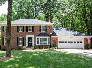 1601 Piccadilly Dr, Charlotte, NC 28211