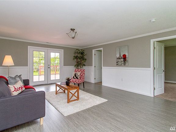 2nd image of 10204 4th Avenue Ct E