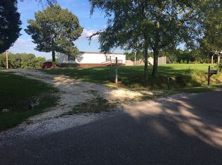 3560 Cedar Grove Rd, Big Sandy, TN 38221