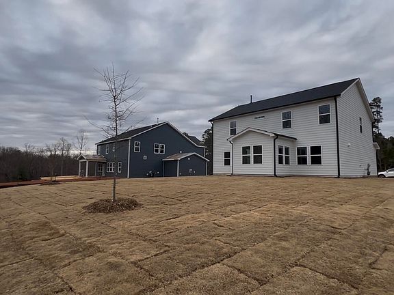 2nd image of 275 Hickory Grove Dr