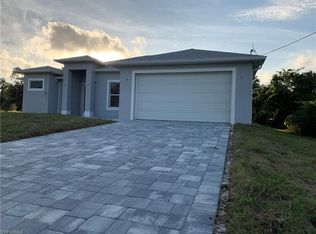 813 Lake Ave, Lehigh Acres, FL 33972