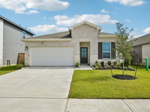 31018 De La Guerra St, Huffman, TX 77336