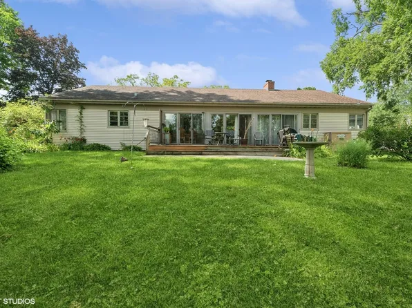 951 E Lincoln Ave, Belvidere, IL 61008