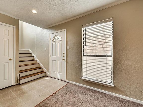 3rd image of 2923 Nova Dr
