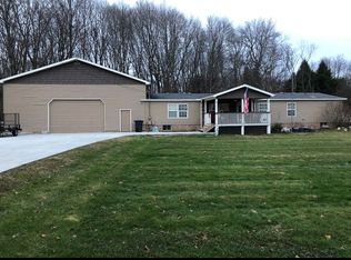 3593 Merrilyn St, Ravenna, OH 44266