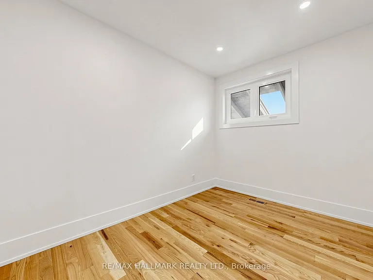 11 Johnson Rd — Photo 31