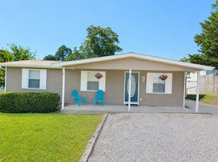 613 Cusick Rd, Maryville, TN 37804